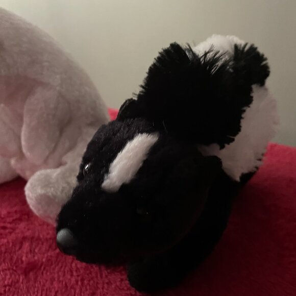 Used Lot of 3 Animal Stuffies, Kohl's Slap Bracelet Fall Dog and Aurora Skunk - Picture 4 of 5